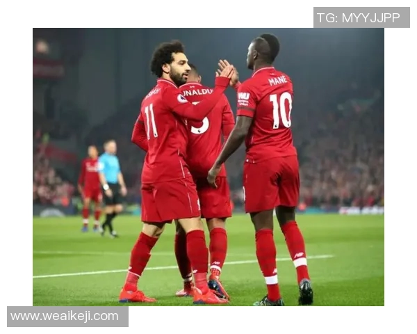 多位足球巨星的中国妻子揭秘他们背后的故事与爱情传奇